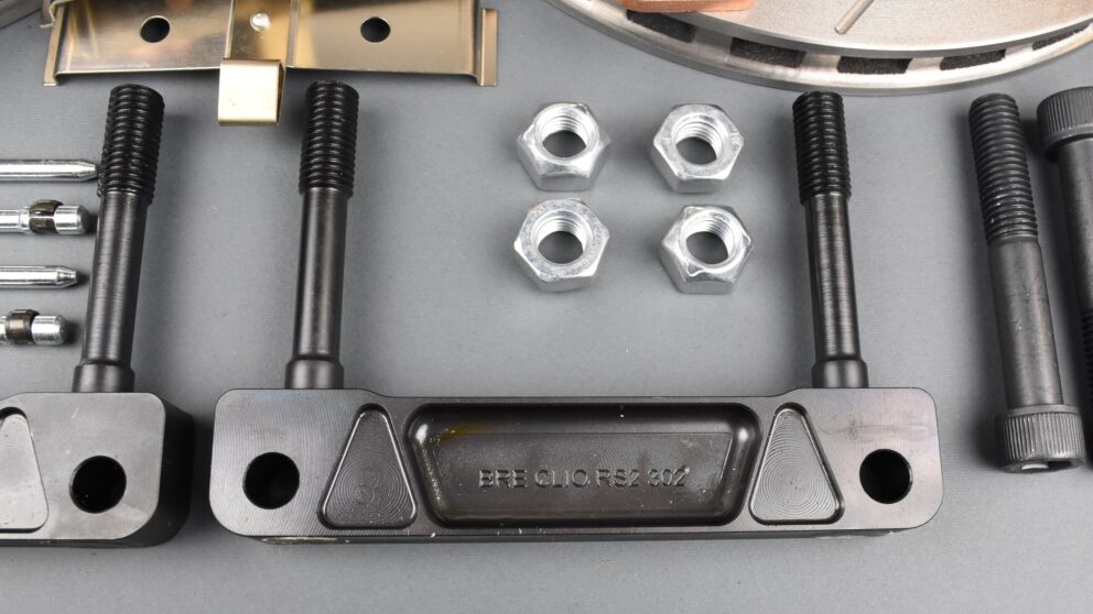 Kit freni Clio RS2 staffatura acciaio